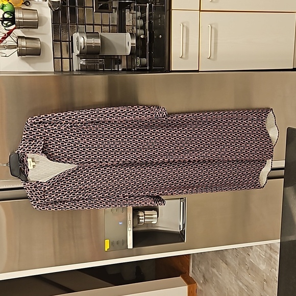 💕L'AGENCE💕 Raelynn Dress ~ Dark Dusty Pink & Midnight Tone Chain Print Medium - Picture 12 of 16